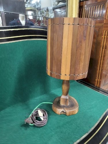 LAMPE DE CHEVET EN OLIVIER