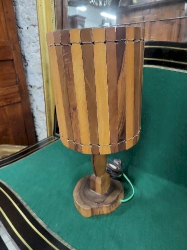 LAMPE DE CHEVET EN OLIVIER