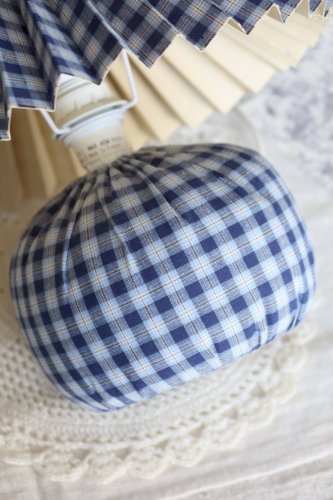 Lampe de chevet vintage Jacadi tissu écossais bleu et blanc