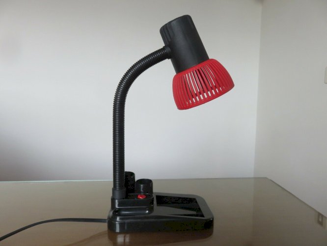 LAMPE DE DE BUREAU A POSER AVEC RANGEMENTS TYPIQUE ANNEES 80 VINTAGE
