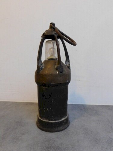 LAMPE DE MINEUR R38