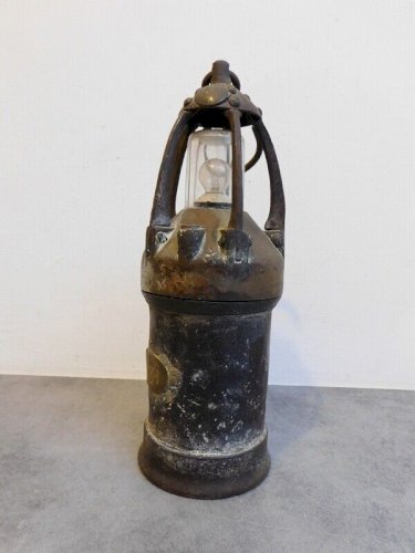 LAMPE DE MINEUR R38