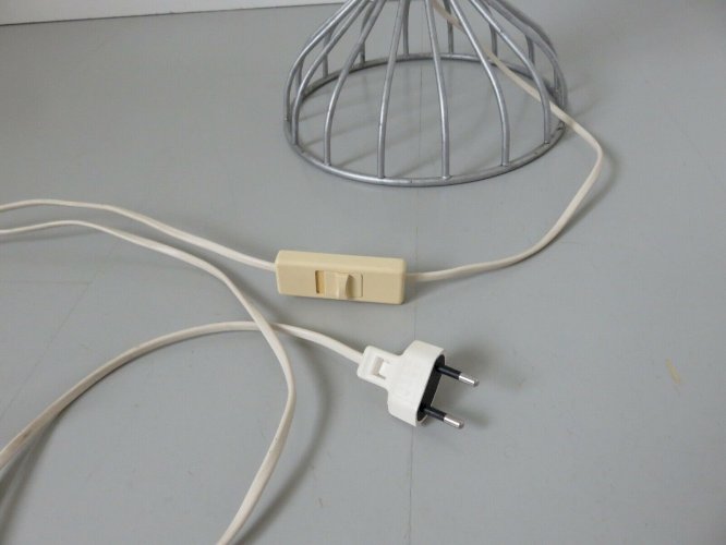 LAMPE DE SOL, DE PARQUET, GRANDE LAMPE  KOSTKA  EN METAL GALVANISE ANNEES 80 