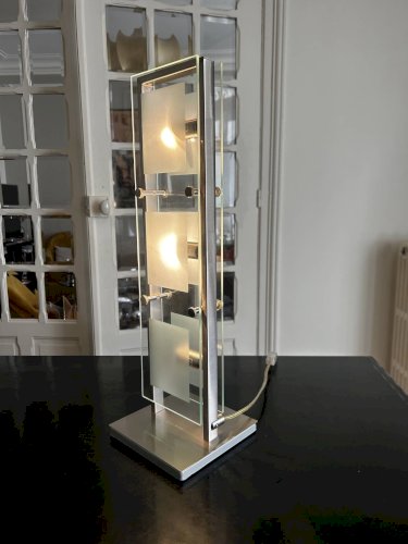 lampe de table chrome et verre