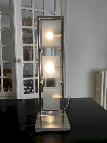 lampe de table chrome et verre