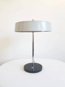 Lampe de table moderniste attribuée à L. Kalff pour Philips (vers 1960)