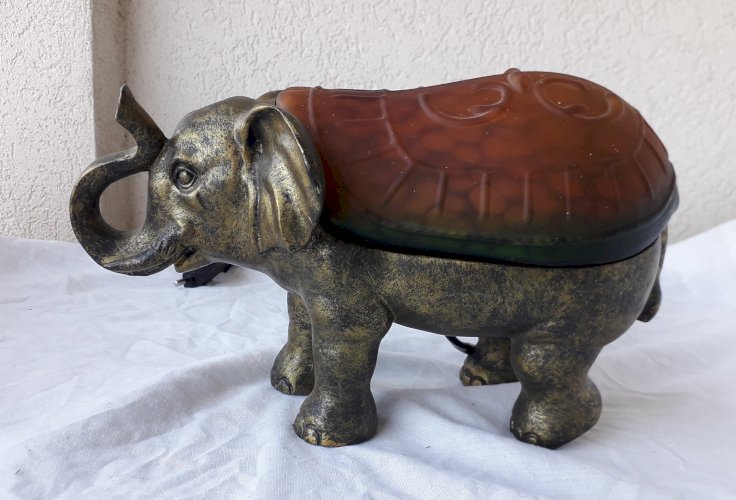 Lampe éléphant