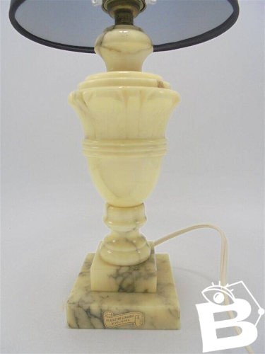 Lampe en albâtre