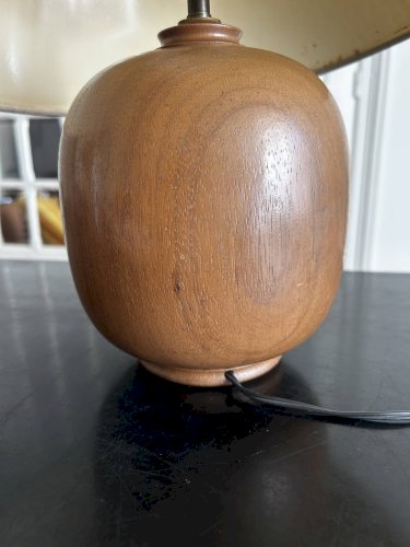 lampe en bois massif années  1960