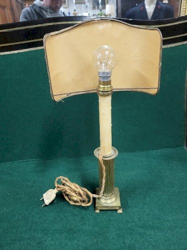 LAMPE EN BRONZE COLONNE