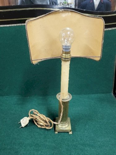 LAMPE EN BRONZE COLONNE