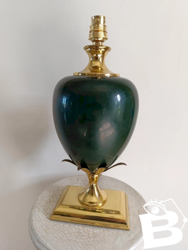 lampe en ceramique forme oeuf et feuille dananas signée le dauphin en bon etat