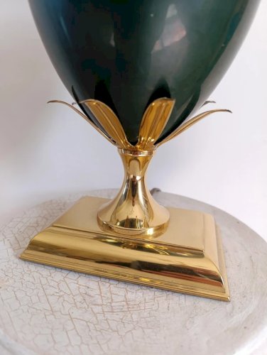 lampe en ceramique forme oeuf et feuille dananas signée le dauphin en bon etat