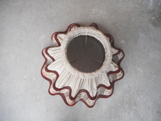 LAMPE EN FAIENCE ET EMAUX AVEC ABAT JOUR JAPONAIS