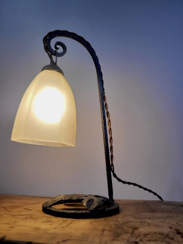Lampe en fer forgé début XXe