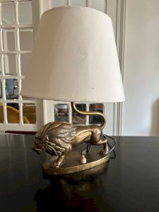 vintage brass lamp Lion
