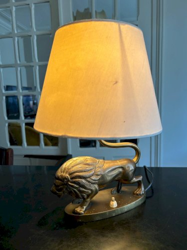 lampe en laiton vintage  Lion