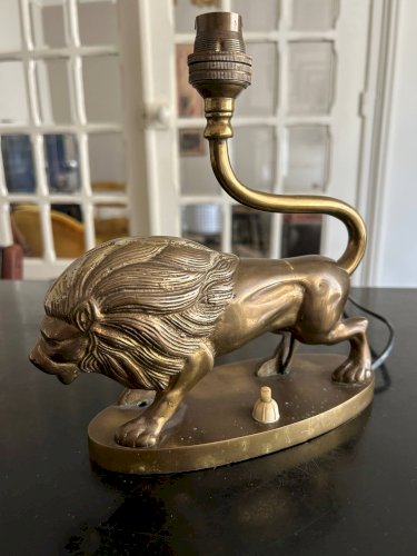 lampe en laiton vintage  Lion