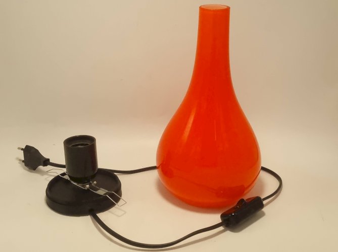 Lampe en opaline orange