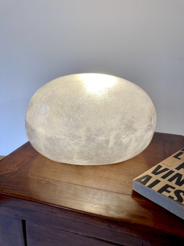 Lampe "galet" en résine