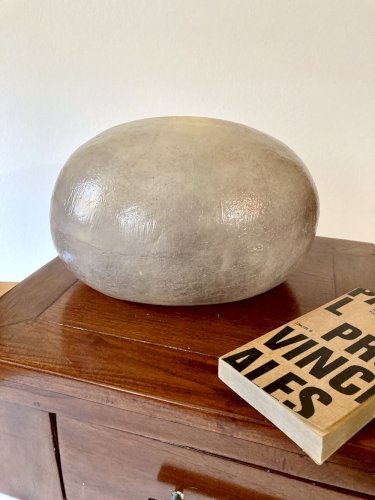 Lampe "galet" en résine