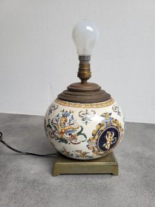dot