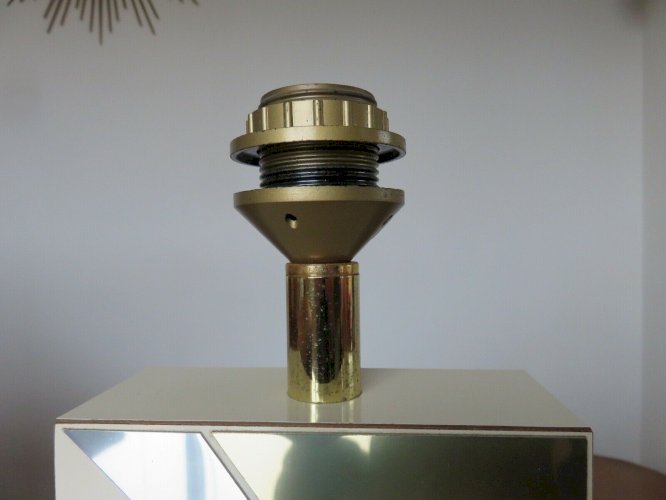 LAMPE HOLLYWOOD REGENCY MARQUE  LE DAUPHIN  MODELE POLVA ANNEES 70 80