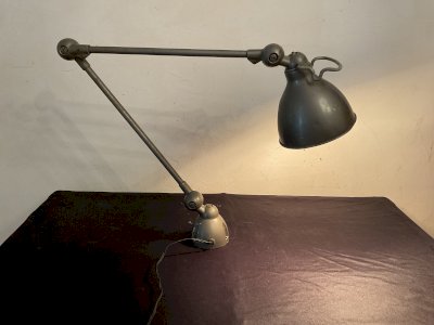 Lampe Jielde ou style ,prototype ? 2 bras industriel no gras Ravel
