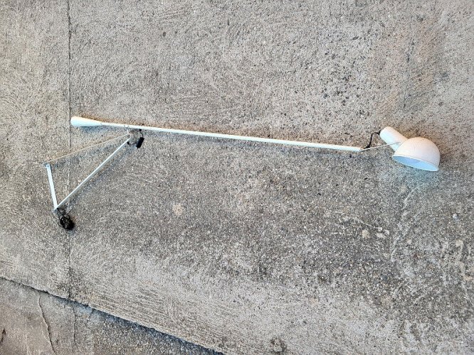 LAMPE LUMINAIRE A CONTRE POIDS DE PAOLO RIZZATTO APPLIQUE MURALE