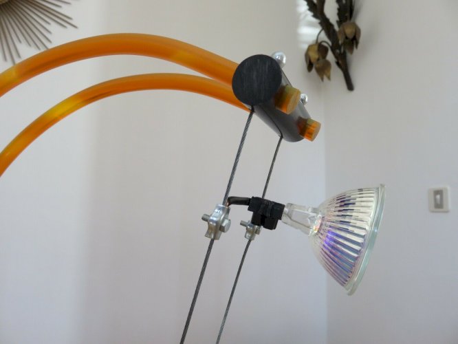 LAMPE MODERNISTE, MINIMALISTE, ITALY STYLE INGO MAURER, MEMPHIS SOTTSASS ERA 80 .