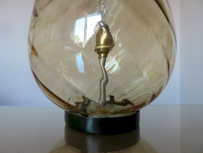 LAMPE  OEUF  EN VERRE DE MURANO AMBRE DORE ANNEES 60
