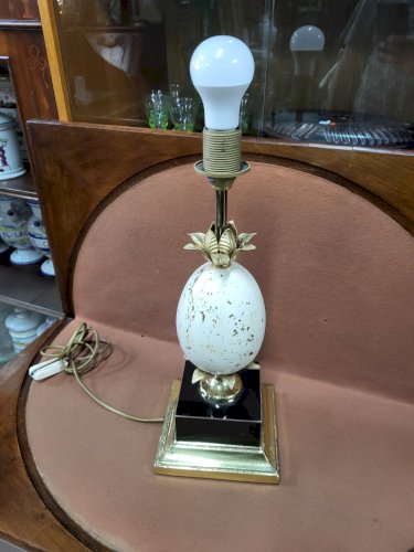 LAMPE OXFORD EN TRAVERTIN LAITON ET STRATIFIE