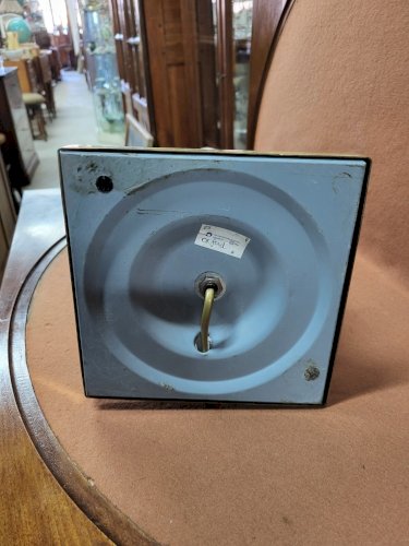 LAMPE OXFORD EN TRAVERTIN LAITON ET STRATIFIE
