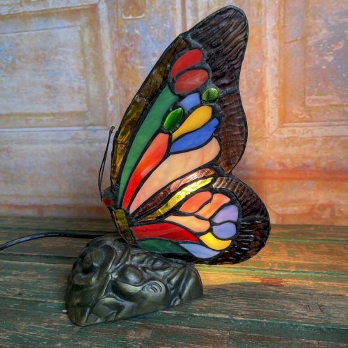 Lampe Papillon en Vitrail – Verre Coloré Soudé à l’Étain – Style Tiffany