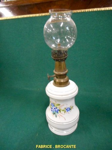 LAMPE PIGEON A PETROLE