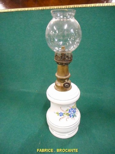 LAMPE PIGEON A PETROLE