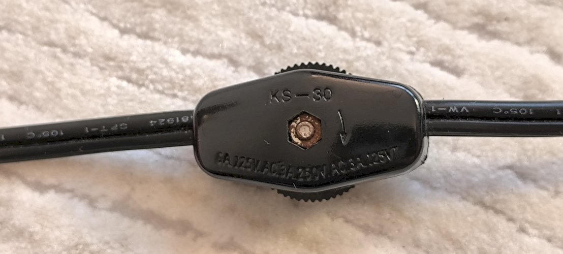 ✨?️? Lampe postmoderne « Skyscraper » – Italie, années 1980 ??️✨