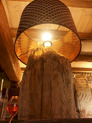 Lampe sur poutre en chêne ancienne
