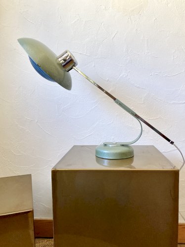Lampe télescopique Solère, peinture martelée & diffuseur bleu, années 1950