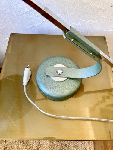 Lampe télescopique Solère, peinture martelée & diffuseur bleu, années 1950