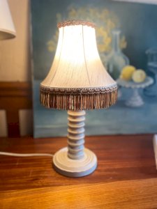 Lampe vintage en bois tourné