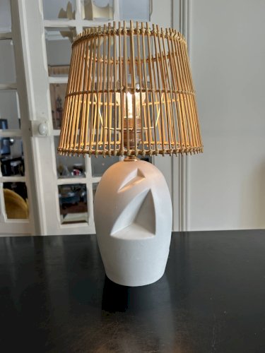 Lampe vintage en céramique ajourée