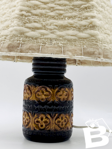 Lampe vintage en céramique relief et abat-jour laine