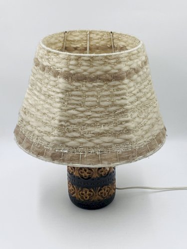 Lampe vintage en céramique relief et abat-jour laine