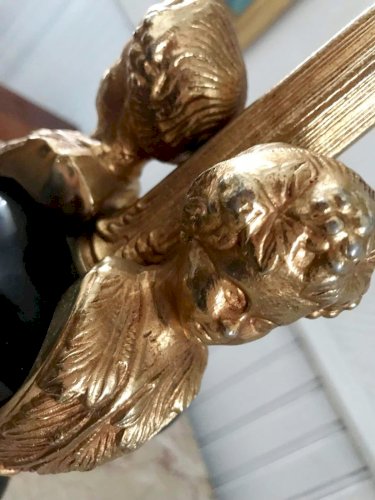 Lampe vintage or et noire style Empire, luminaire ancien