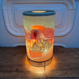 Vintage lamp circa 1960 Goodman mfg. co steaming locomotive decor M3938