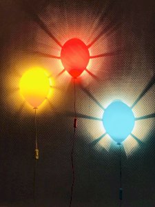 Lampes ballons vintages Ikea Drömminge, appliques murales