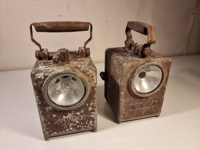 Old SNCF lamps