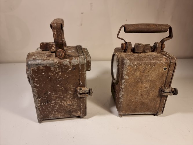 Lampes SNCF anciennes