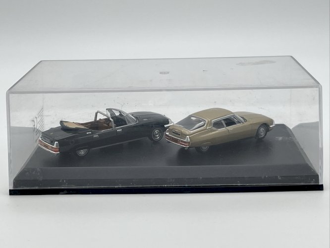 Coffret Citroën SM (1970) et Citroën SM Présidentielle (1972) HO